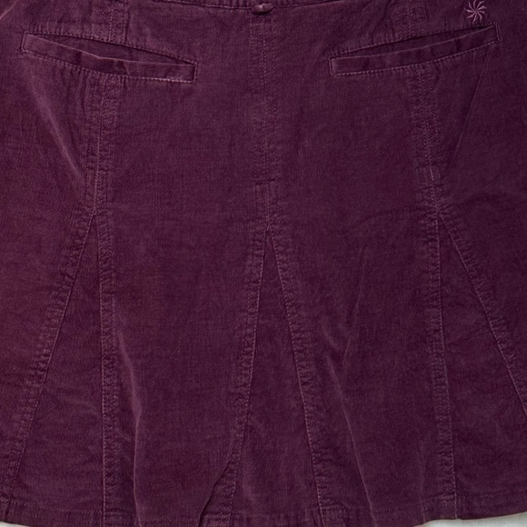 Athleta Corduroy Tulip Skirt Internal Drawstring, Back Pockets, Merlot/Plum EUC - Picture 4 of 12